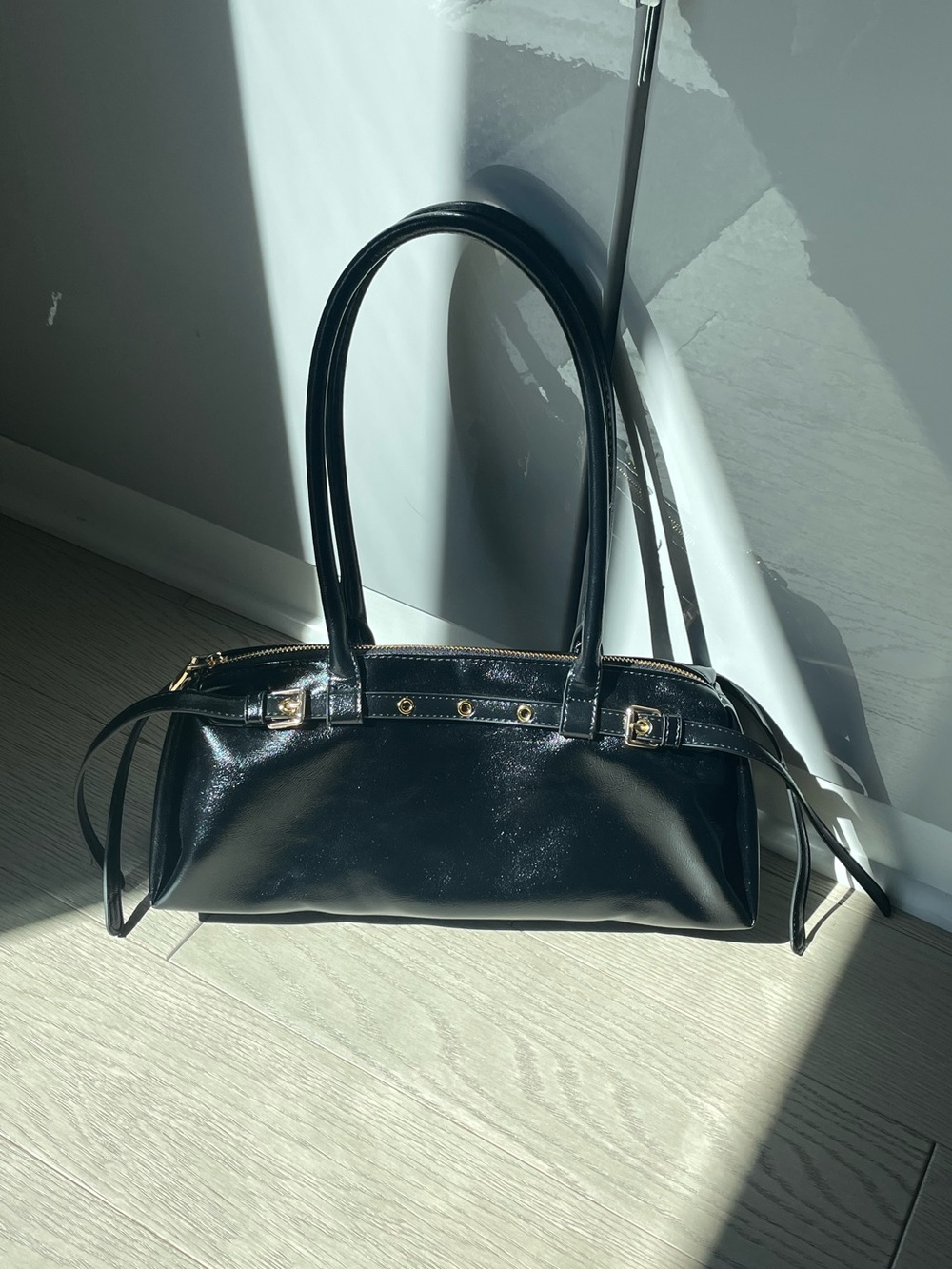 Urban Expressions Belted Shoulder Bag